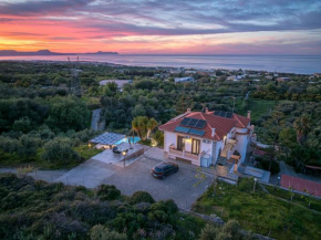 Chrisiis Villa